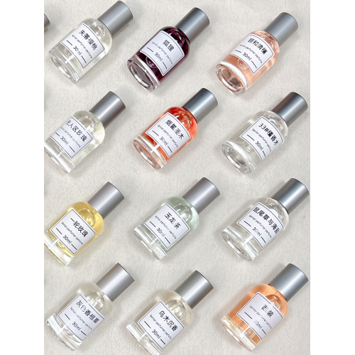 33號santal檀香木13別樣29紅茶10東京31玫瑰22香檸檬平替香水香氛