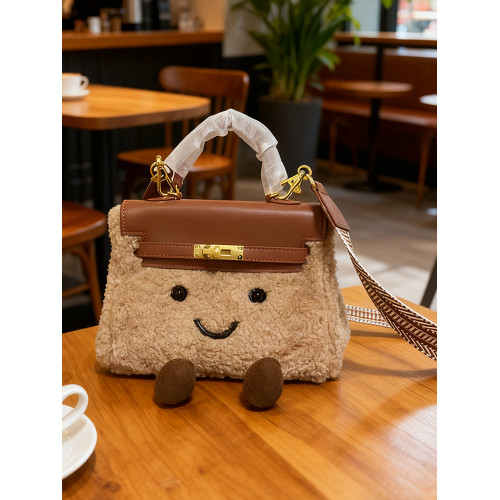ZRVR新款可愛毛絨包羊羔絨凱莉包女卡通斜後後背包手提鉑金包毛毛包