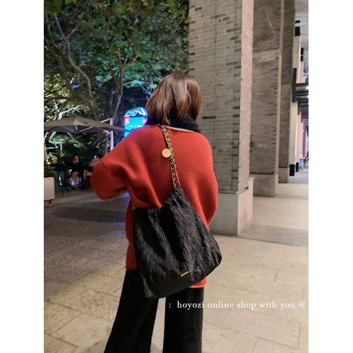 【小優家包包】HOYOZI鎏金嵗月 褶皺鏈條水桶垃圾袋包包帆布秋冬