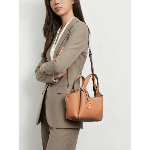 手提包女2026新款高級感菜籃子包小衆設計通勤斜後後背包小型包包女款