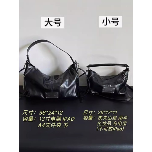 韓國小衆matin kim包包小衆側拉鍊機車包手提單肩matinkim斜後後背包 韓國小衆matin kim包包小衆側拉鍊機車包手提單肩matinkim斜後後背包