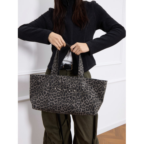 LE AMO｜原創 '曲奇豹' 復古豹紋機車龐克鉚釘大容量通勤托特包