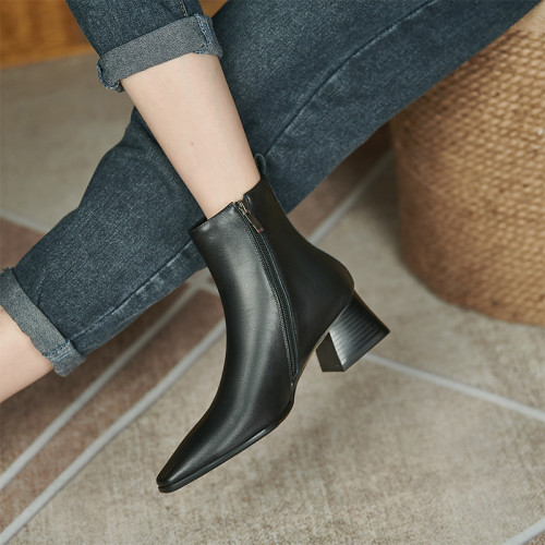 法式復古方頭短靴女2026新款粗跟簡約英倫風真皮百搭側拉鍊馬丁靴