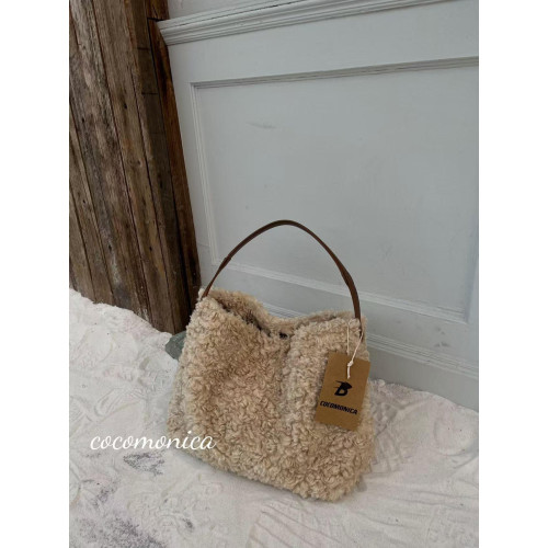 小衆品牌秋冬新款羊羔毛托特包大容量可愛毛茸茸手提單肩斜後後背包女