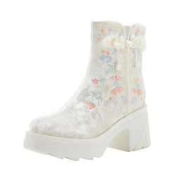 2025秋季新款漢服鞋靴子女短靴秋冬加絨刺綉花靴厚底松糕底增高