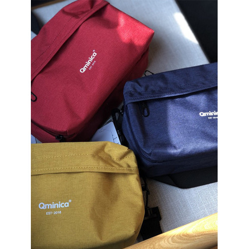 Qminica輕量經典系列戶外旅行多功能斜後後背包多隔層媽媽包遛娃包