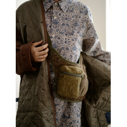 housedesign原創2025冬單肩小衆個性斜後後背包毛絨多口袋時尚馬鞍包