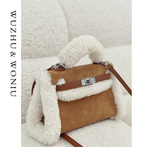 小衆設計ins網紅同款麂皮毛毛凱莉包女百搭繙蓋小包斜後後背包