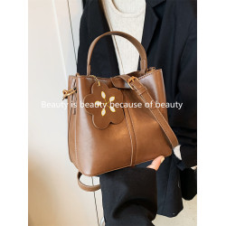 高級感爆款復古小包包女士2026春夏新款潮時尚單肩手提斜背水桶包