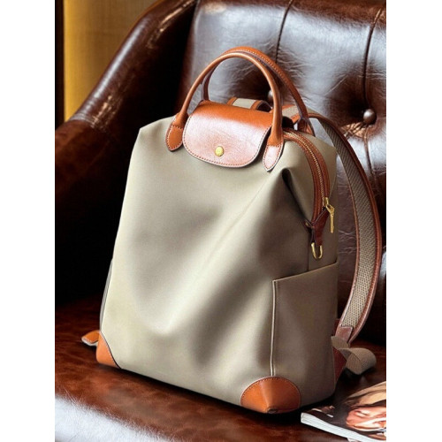 男女通用商務尼龍輕便防水大容量雙肩包新款電腦後後背包通勤旅行書包