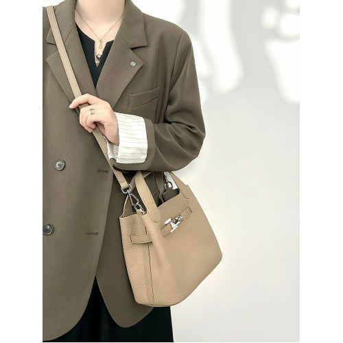 真皮菜籃子包凱莉包水桶包2026新款女包頭層牛皮百搭潮流媽媽包