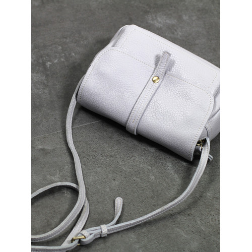 森系文藝軟牛皮女包大容量多口袋實用純皮夏季白色真皮單肩斜後後背包