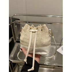 編織草編包包女士2025新款夏季百搭斜背海邊度假沙灘包手提水桶包