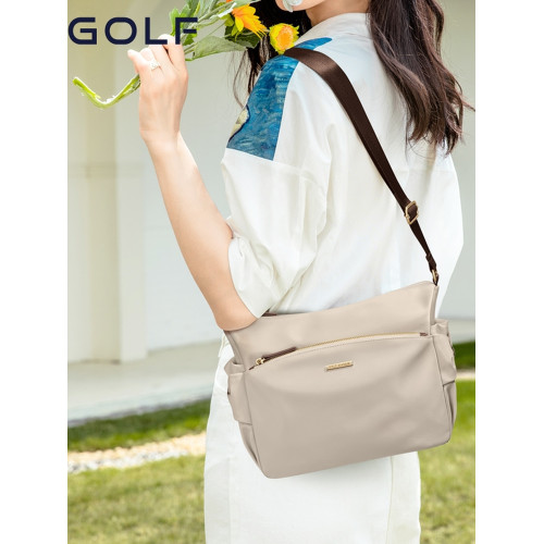 GOLF斜後後背包女2026新款時尚百搭單肩包大容量簡約休閒日常通勤包女