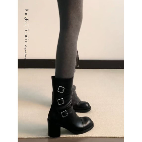 皮帶釦高跟短靴女款2026新款秋冬季小個子增高馬丁靴圓頭騎士靴子