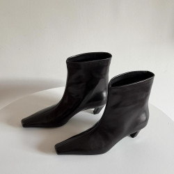 羊皮版~老錢風氣質尖頭套腳貓跟短靴真皮秋冬新款百搭高跟裸靴女