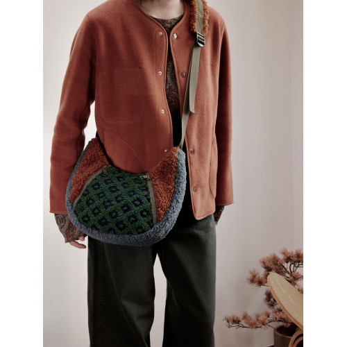 housedesign原創2025冬季撞色拼接毛絨月牙包小衆個性單肩斜後後背包