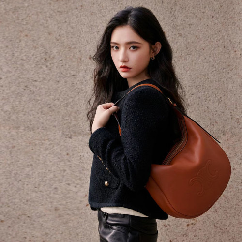 明星同款真皮凱旋門HOBO腋下包包女2024秋冬新款大容量單肩斜後後背包