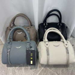 zv法式斜後後背包單肩包精緻復古百搭女士枕頭包小號大容量柳釘翅膀包