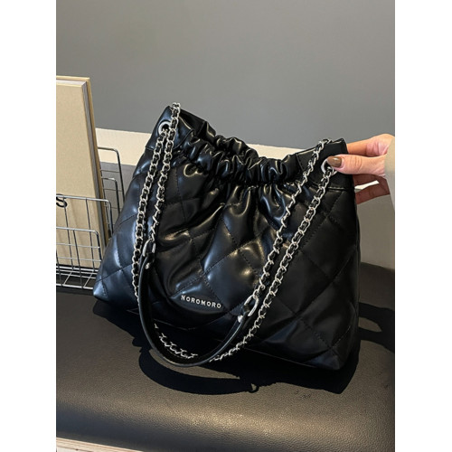 菱格綉線軟面小包包女2026新款時尚百搭鏈條單肩包垃圾袋包水桶包