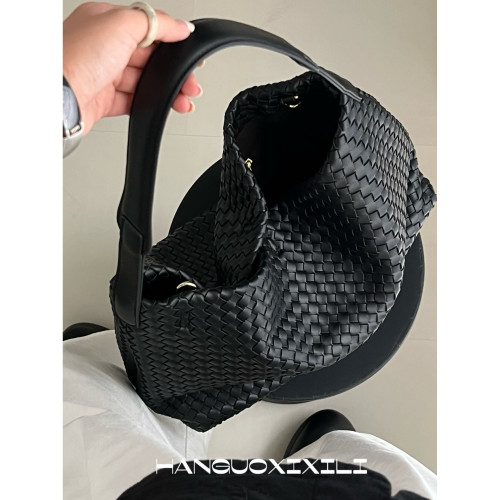 韓國小衆包包2025新款編織手提單肩包包女百搭斜後後背包大容量水桶包