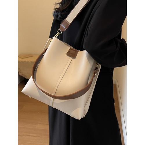 手提包包女士2025新款秋冬時尚百搭水桶包小衆通勤高級質感單肩包 手提包包女士2025新款秋冬時尚百搭水桶包小衆通勤高級質感單肩包