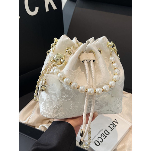 小衆時尚刺綉束口水桶包2025新款潮流珍珠單肩包高級感百搭斜後後背包