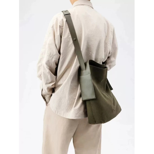 秋冬新品2024高級感鹿皮絨工裝大容量通勤純色單肩斜背掛耳郵差包 秋冬新品2024高級感鹿皮絨工裝大容量通勤純色單肩斜背掛耳郵差包