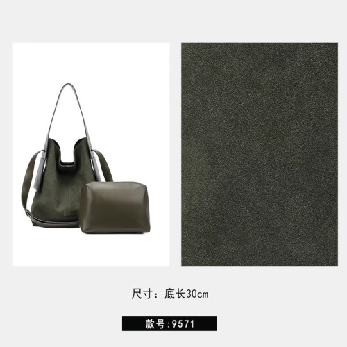 秋冬新品2024高級感鹿皮絨工裝大容量通勤純色單肩斜背掛耳郵差包 秋冬新品2024高級感鹿皮絨工裝大容量通勤純色單肩斜背掛耳郵差包