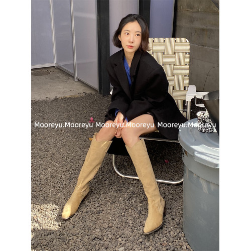 Mooreyu尖頭西部牛仔靴女顯瘦粗跟高筒復古英倫風大筒圍騎士靴女