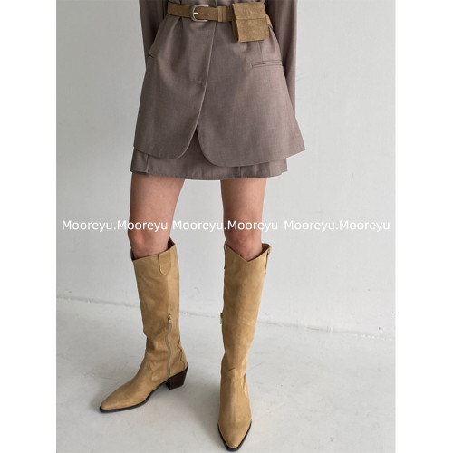 Mooreyu尖頭西部牛仔靴女顯瘦粗跟高筒復古英倫風大筒圍騎士靴女