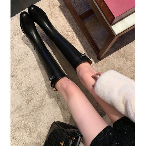 長靴女不過膝子2025秋季新款真皮長筒靴女英倫風皮釦高筒騎士靴女