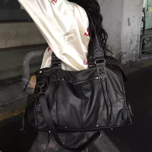 fancy club韓國設計師品牌25新款新色釦帶大容量單肩包斜後後背包女包 fancy club韓國設計師品牌25新款新色釦帶大容量單肩包斜後後背包女包