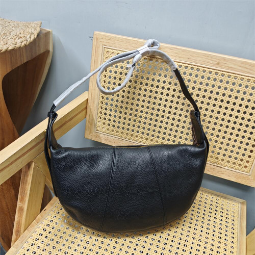 頭層牛皮牛角斜後後背包包女2025單肩新月真皮專櫃品牌拼接復古女士包 頭層牛皮牛角斜後後背包包女2025單肩新月真皮專櫃品牌拼接復古女士包