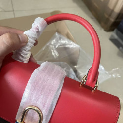 尾貨，杠杠的，復古拼色bb鎖頭包，女士手提單肩斜後後背包