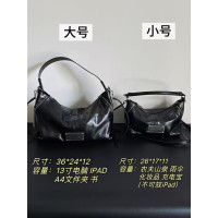 韓國小衆matin kim包包25新款黑武士機車包單肩包matinkim斜後後背包