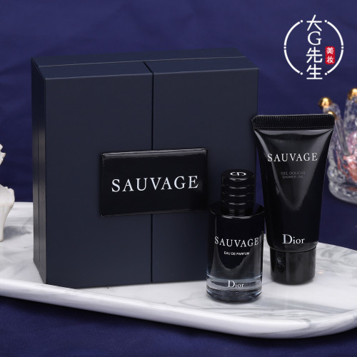 Dior/迪奧曠野男士香氛套組香水10ml+沐浴露20ml