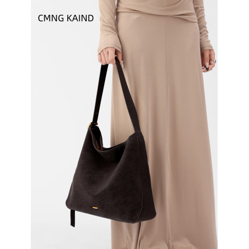 CMNG KAIND小衆水桶包女2026新款大容量牛皮托特包通勤斜背單肩包 CMNG KAIND小衆水桶包女2026新款大容量牛皮托特包通勤斜背單肩包
