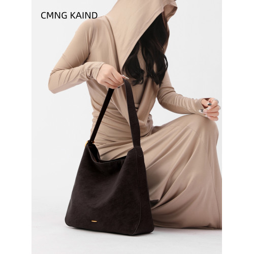 CMNG KAIND小衆水桶包女2026新款大容量牛皮托特包通勤斜背單肩包 CMNG KAIND小衆水桶包女2026新款大容量牛皮托特包通勤斜背單肩包