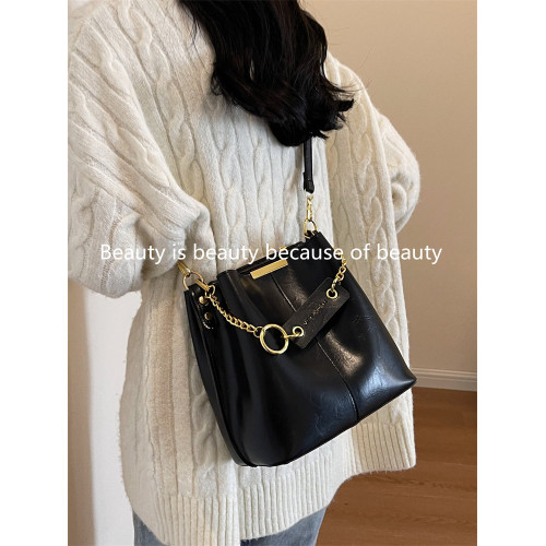 高級質感爆款大容量包包女士2026新款潮時尚單肩腋下包斜背水桶包