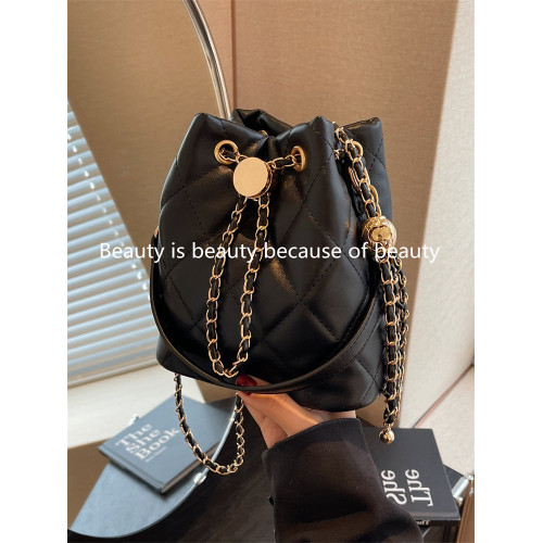 高級感爆款小包包女士2024新款潮時尚單肩鏈條包斜後後背包百搭水桶包 高級感爆款小包包女士2024新款潮時尚單肩鏈條包斜後後背包百搭水桶包