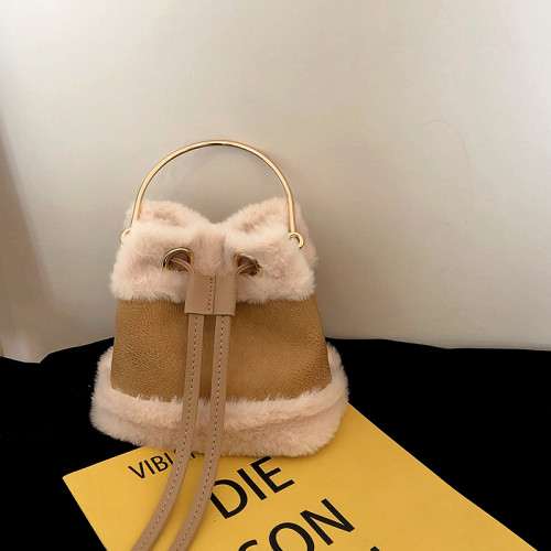 毛絨絨百搭小包包女2025秋冬毛毛包單肩斜背小包包抽帶手提水桶包