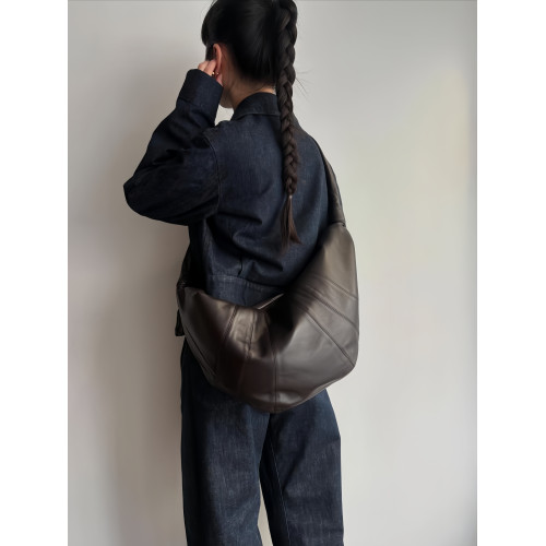 法國牛角包大號小衆設計可頌包餃子包慵懶風斜後後背包高級感單肩包女 法國牛角包大號小衆設計可頌包餃子包慵懶風斜後後背包高級感單肩包女