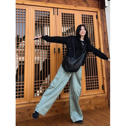 法國牛角包大號小衆設計可頌包餃子包慵懶風斜後後背包高級感單肩包女 法國牛角包大號小衆設計可頌包餃子包慵懶風斜後後背包高級感單肩包女