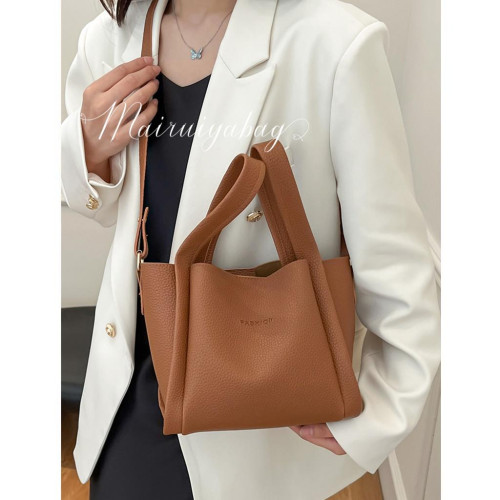 手拎時尚休閒水桶包2025春夏新款韓版潮流百搭單肩包高級感斜後後背包 手拎時尚休閒水桶包2025春夏新款韓版潮流百搭單肩包高級感斜後後背包