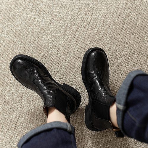 【人氣爆款】復古個性小衆頭層羊皮粗跟2025切爾西短靴菸筒靴女