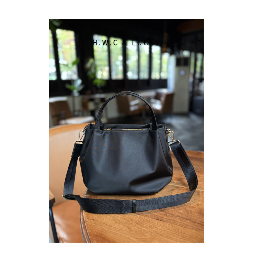 包包女款大容量上班通勤包輕便斜後後背包手提包高級尼龍包布包女包