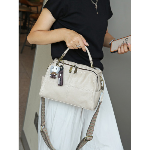 手提包女2026新款休閒軟皮枕頭包中年媽媽包單肩斜後後背包三用雙肩包 手提包女2026新款休閒軟皮枕頭包中年媽媽包單肩斜後後背包三用雙肩包