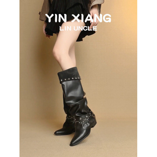 牛皮版~尖頭粗跟鉚釘褲琯靴女顯瘦皮帶釦堆堆騎士靴百搭高筒長靴