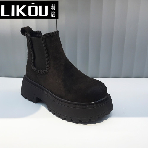 馬丁靴女2025冬季新款磨砂皮厚底菸筒靴女加絨棕色勃肯切爾西短靴